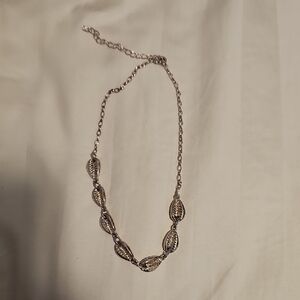 Elegant Gold Color Shell Necklace
